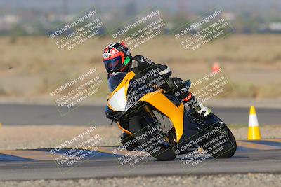 media/Sep-09-2023-SoCal Trackdays (Sat) [[6f49351c42]]/Turn 15 (745am)/